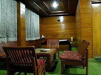 Chandermukhi Hotel Manāli Extérieur photo